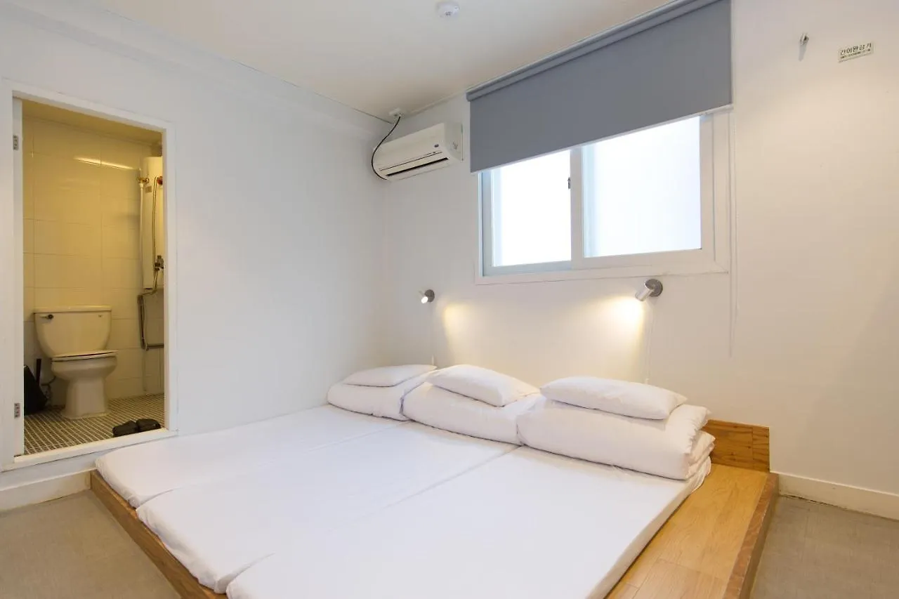 Bingo Hostel Insadong Seoul